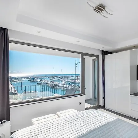 Puerto Banus Front Line 2 Bedroom Apartment Marbella